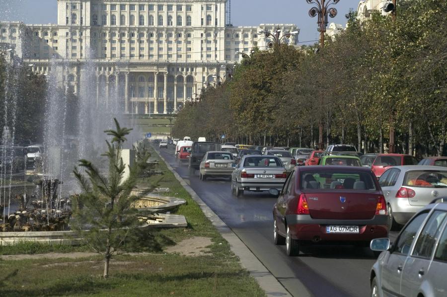  Renault Logan 2007 года  (фото 11 из 16)
